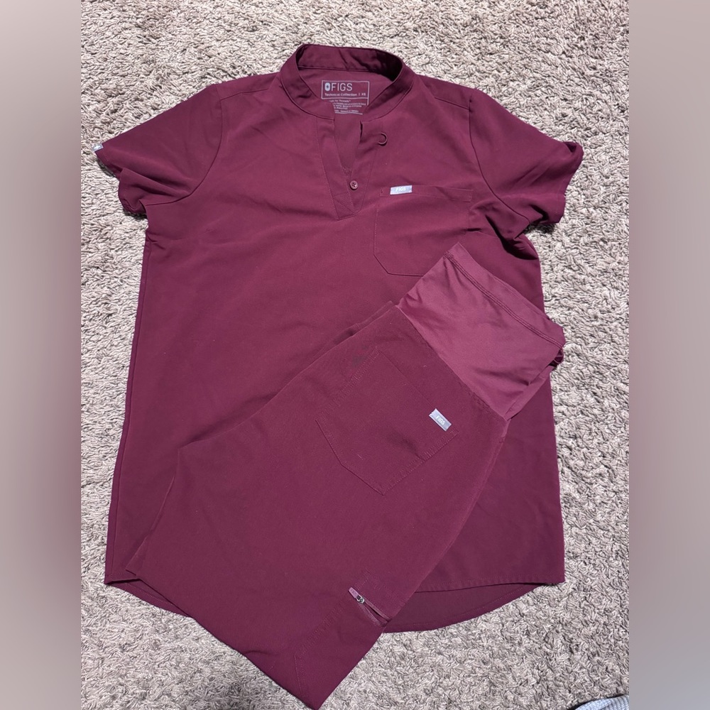 Figs Burgundy- M Maternity Bundle